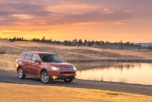 Mitsubishi Outlander GT - US verze 2014 35